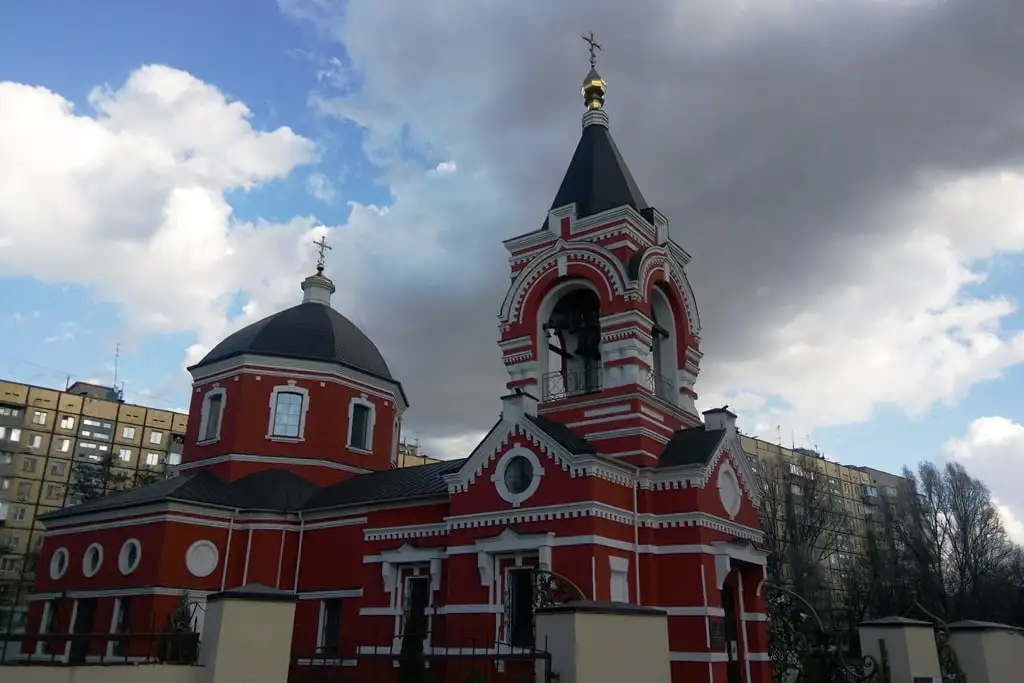 Хрестовоздвиженська церква Діївки після зовнішньої реставрації